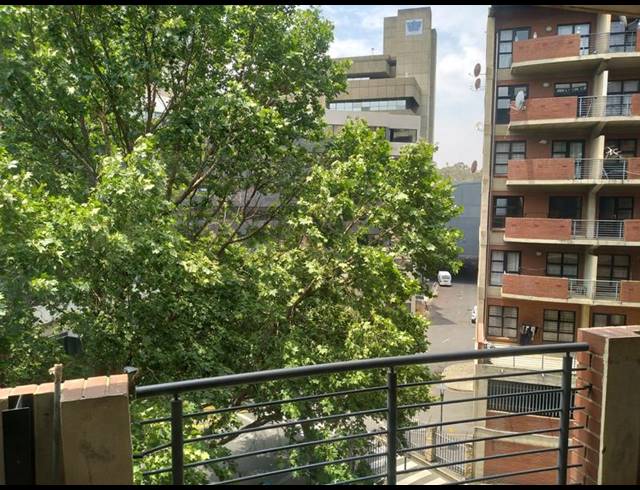 2 BEDROOM PROPERTY TO RENT IN MILPARK